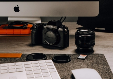 cameras-for-street-photography-entry-header-opt